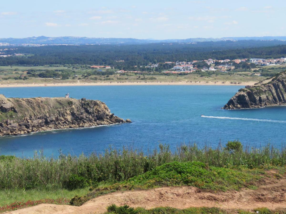 Villa Praia São Martinho do Porto Buitenkant foto